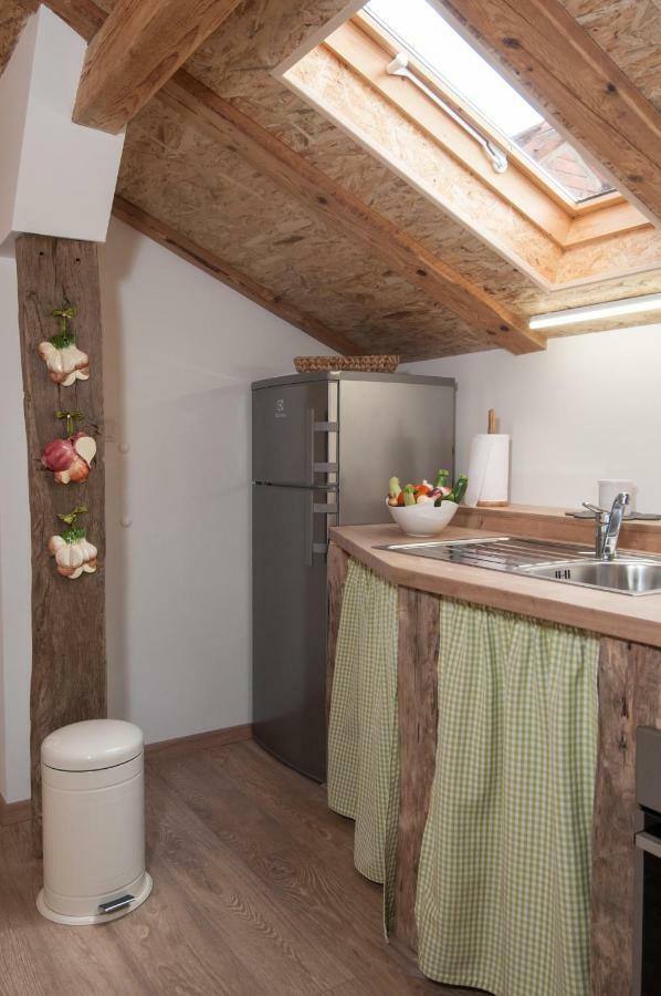 Apartment Tre Rose Zvoneca Ngoại thất bức ảnh