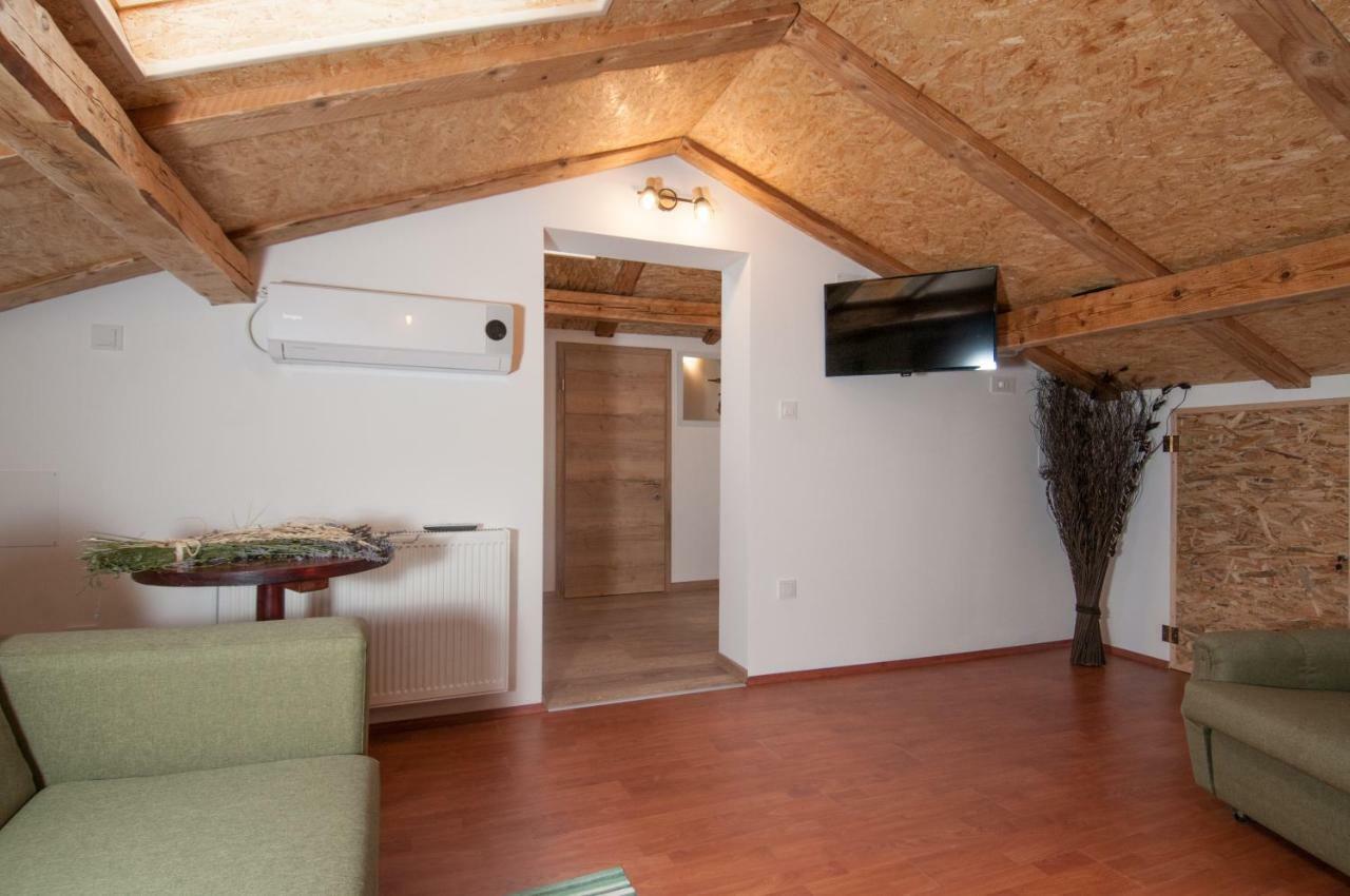 Apartment Tre Rose Zvoneca Ngoại thất bức ảnh